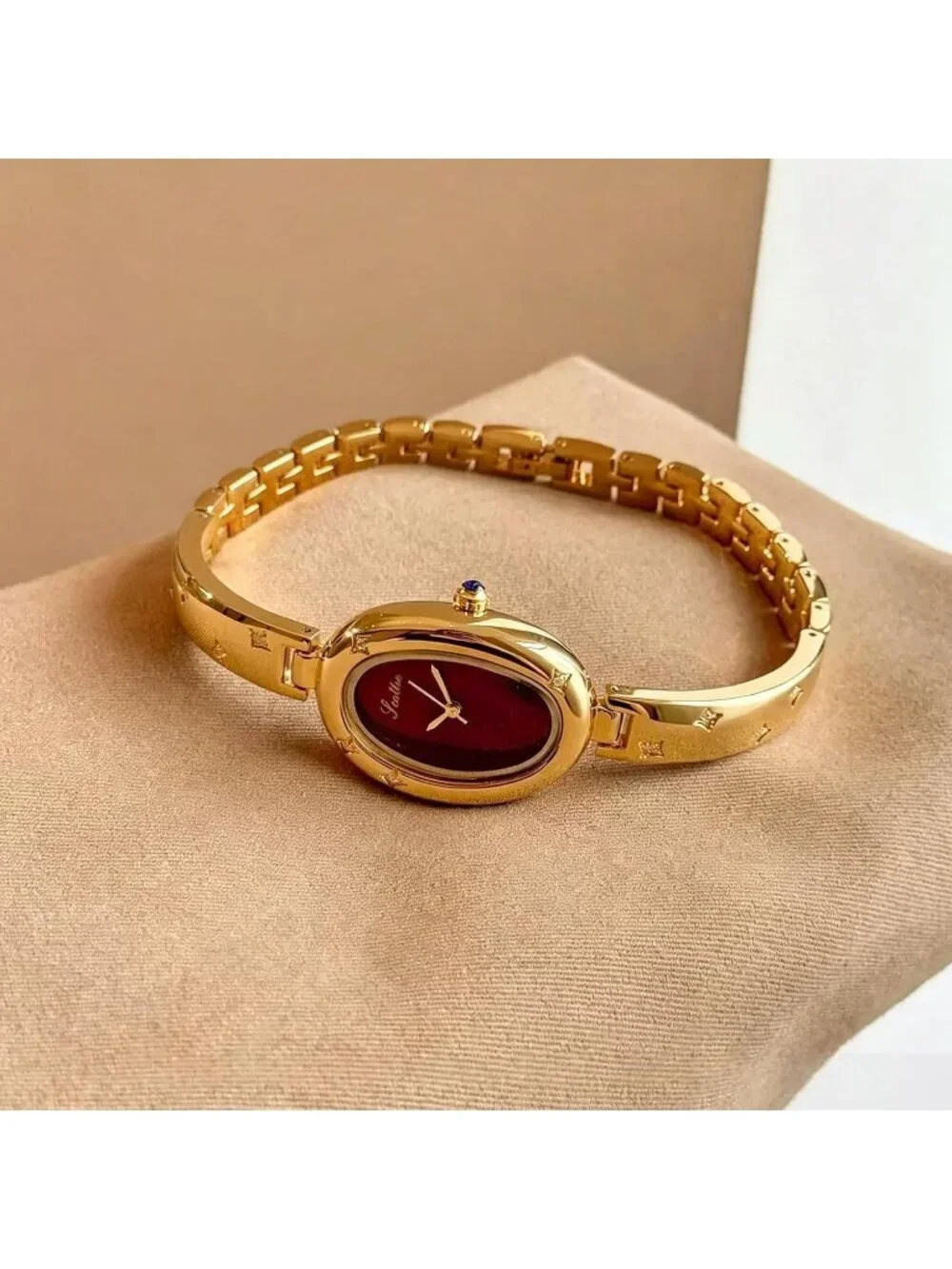 Women's Yellow Quartz Oval Crystal Waterproof Fashion Luxury Ladies Wrist Watch
